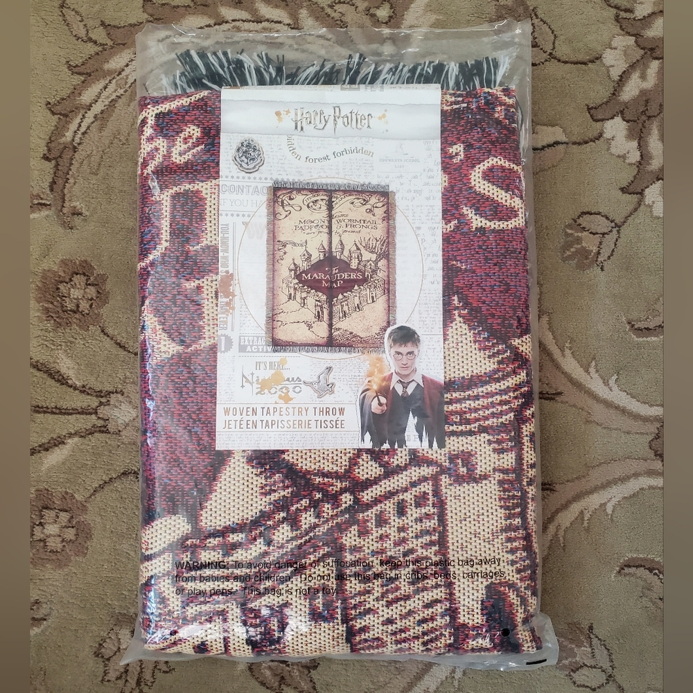 NEW Harry Potter Marauder's Map Woven Tapestry Throw